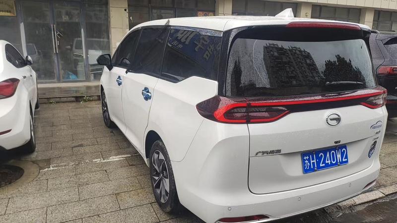 GAC Trumpchi M6 - фото 3