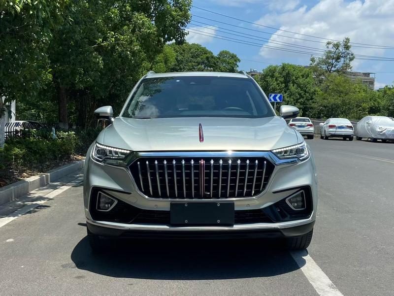 Hongqi HS5 - фото 1