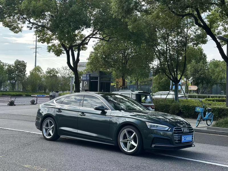 Audi A5 - фото 1