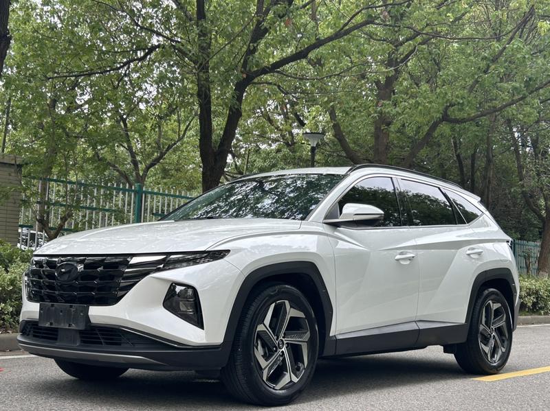 Hyundai Tucson - фото 0