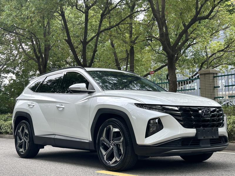 Hyundai Tucson - фото 2