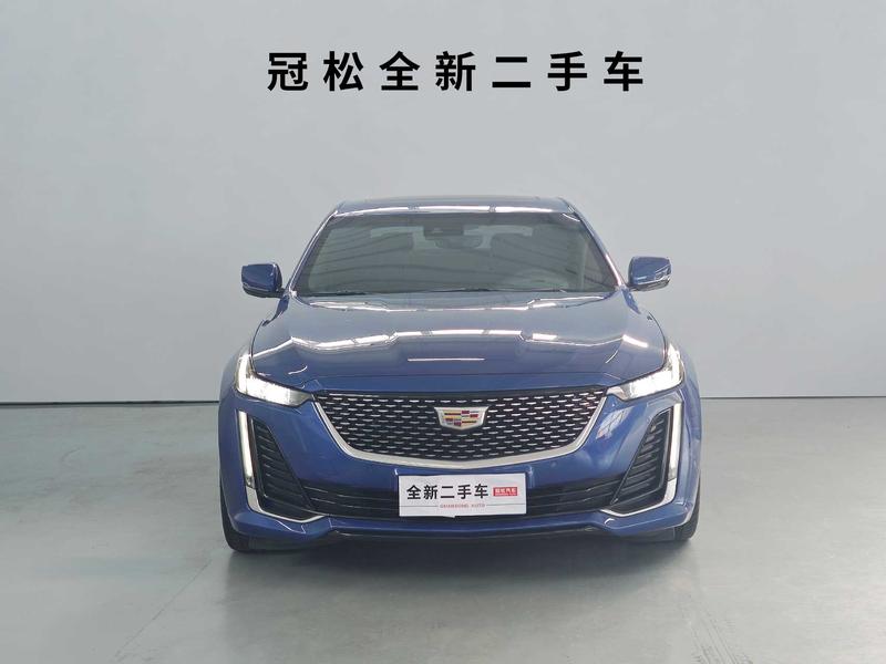 Cadillac CT5 - фото 1