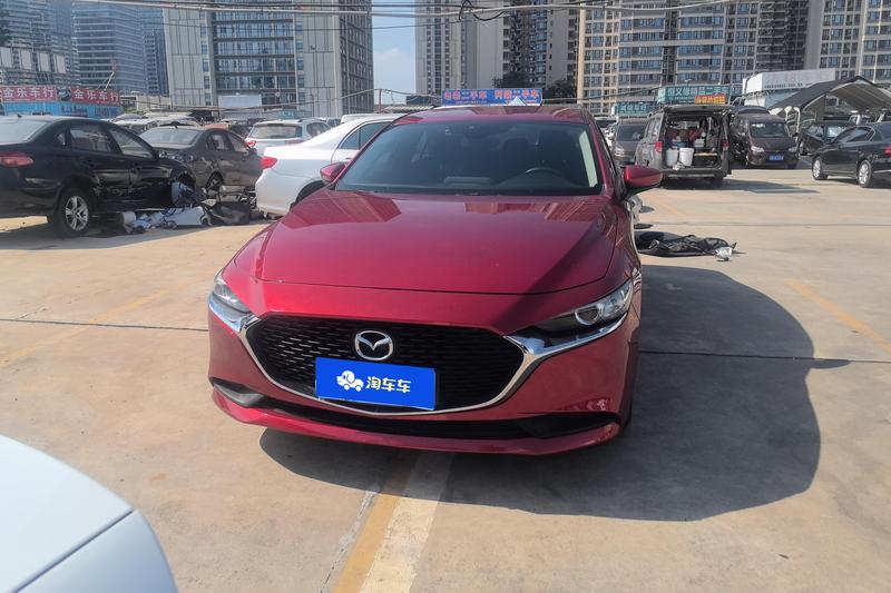 Mazda Mazda3 - фото 1