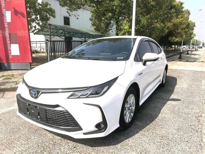 Toyota Corolla - фото 0