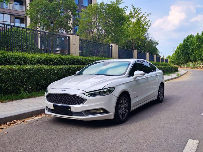 Ford Mondeo - фото 0