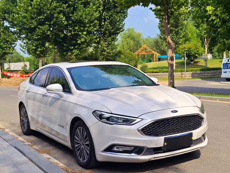 Ford Mondeo - фото 2