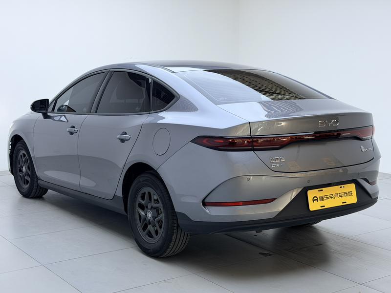 BYD Qin PLUS DM-i - фото 4
