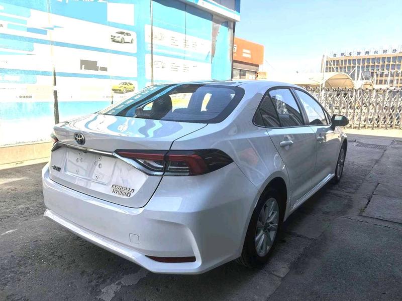 Toyota Corolla - фото 4