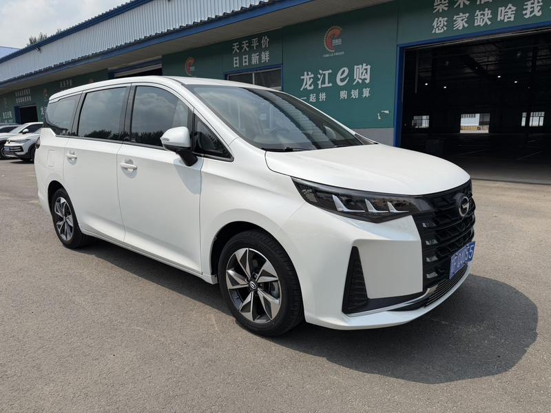 GAC Trumpchi M6 - фото 2