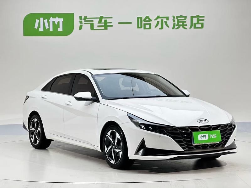 Hyundai Elantra - фото 2