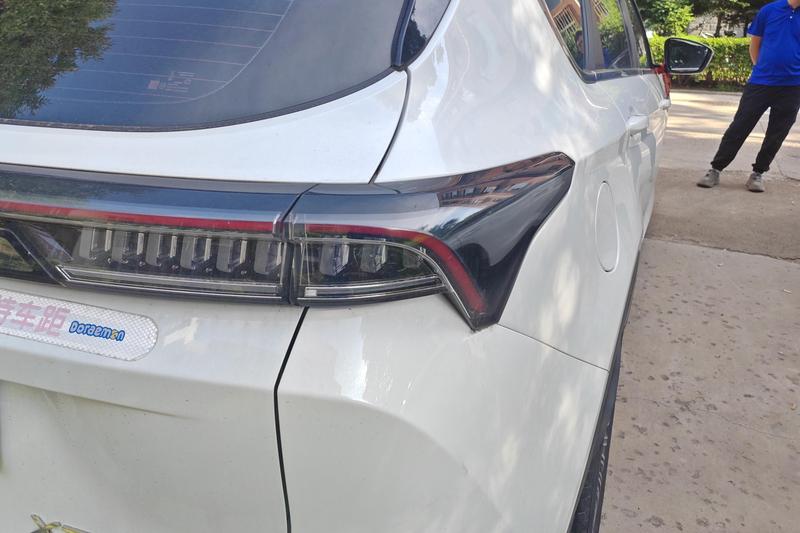 Jetour X70 PLUS - фото 4