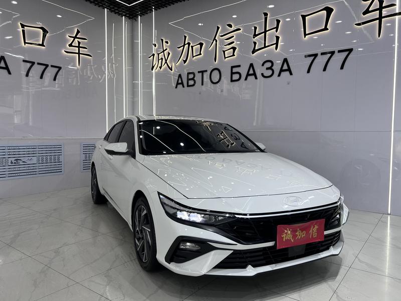 Hyundai Elantra - фото 2