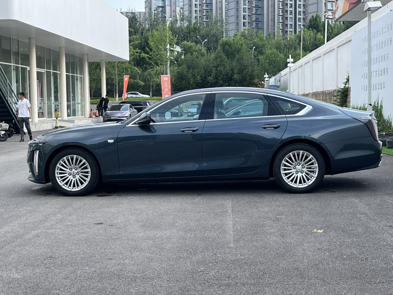 Cadillac CT6 - фото 3