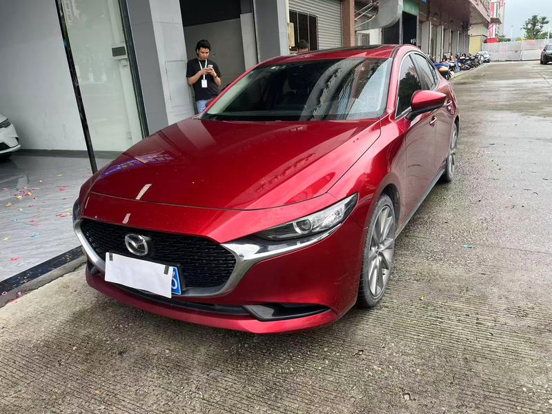 Mazda Mazda3 - фото 0