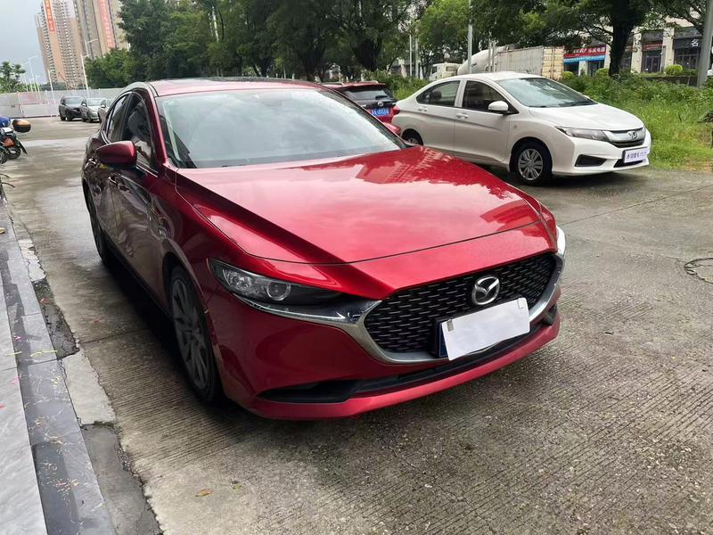 Mazda Mazda3 - фото 2
