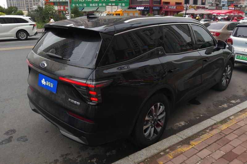 Ford Edge - фото 2