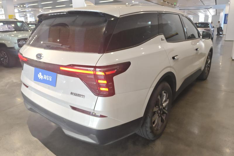 Ford Edge - фото 2