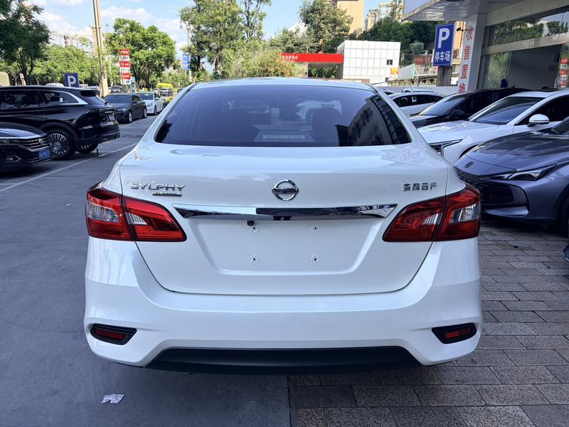Nissan Sylphy - фото 4