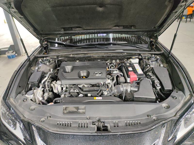 Lexus ES - фото 4