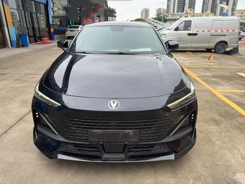 Changan UNI-V - фото 1