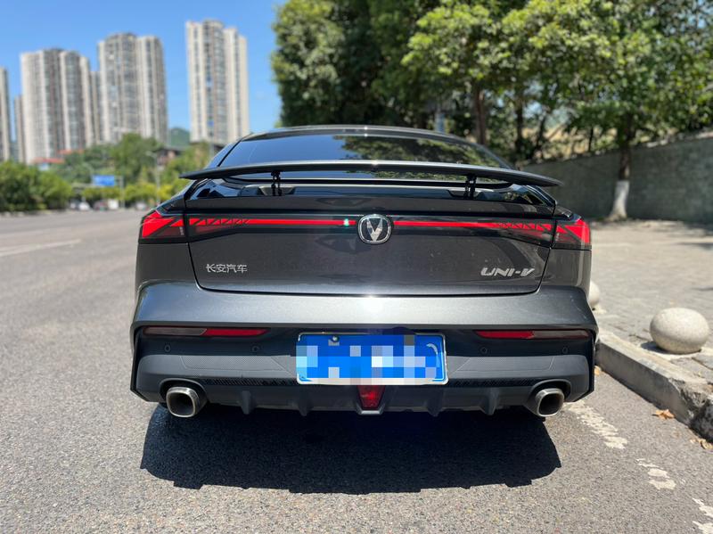 Changan UNI-V - фото 4