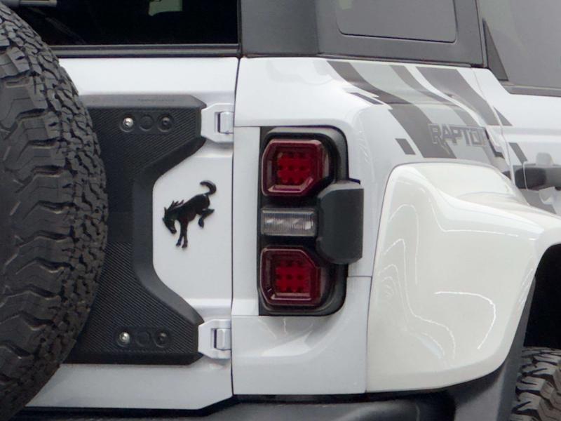 Ford Bronco (Overseas) - фото 2