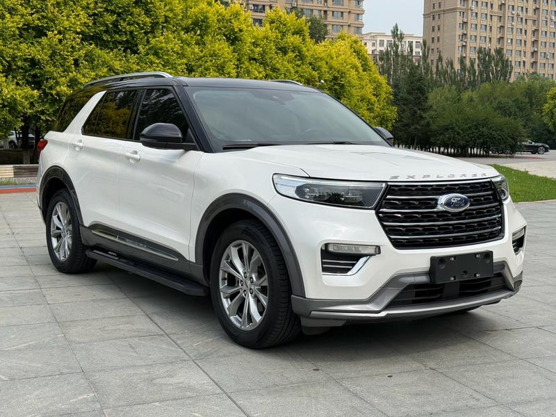 Ford Explorer - фото 2
