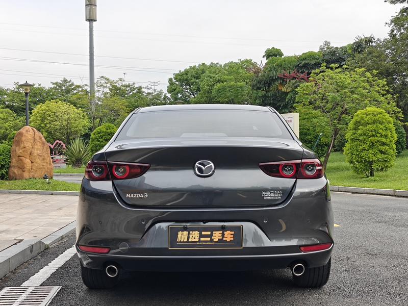 Mazda Mazda3 - фото 4
