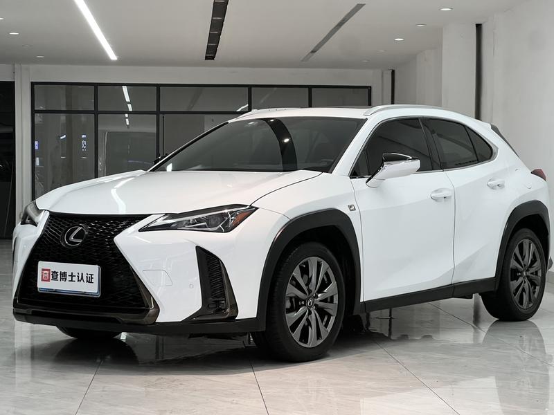 Lexus UX - фото 0