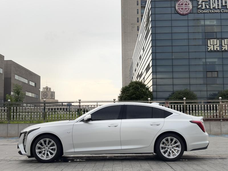 Cadillac CT5 - фото 3
