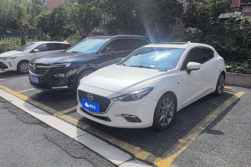 Mazda Mazda3 - фото 0