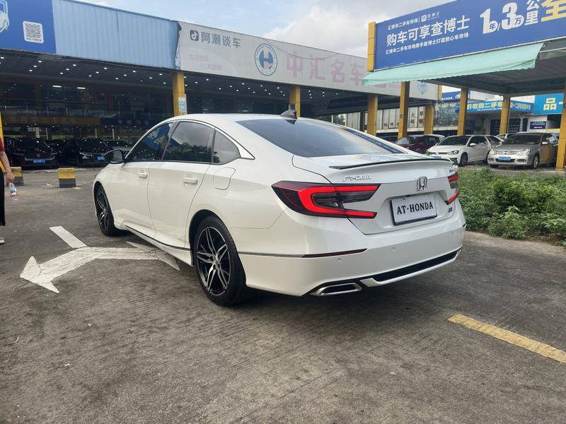 Honda Accord - фото 4