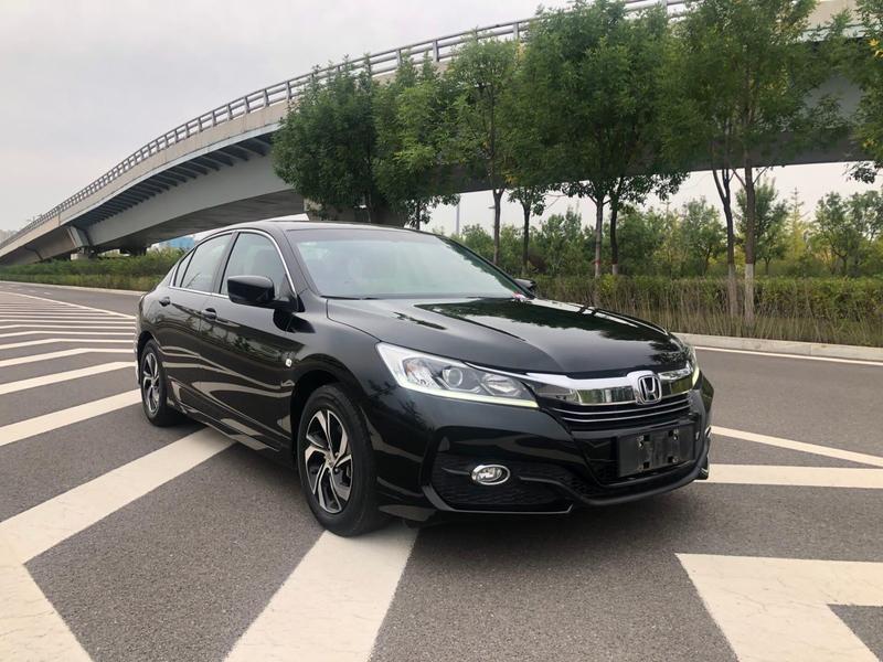 Honda Accord - фото 2