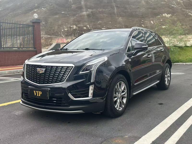 Cadillac XT5 - фото 0