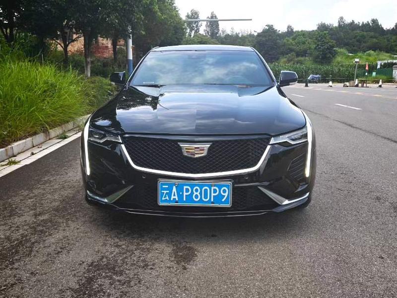Cadillac CT4 - фото 1