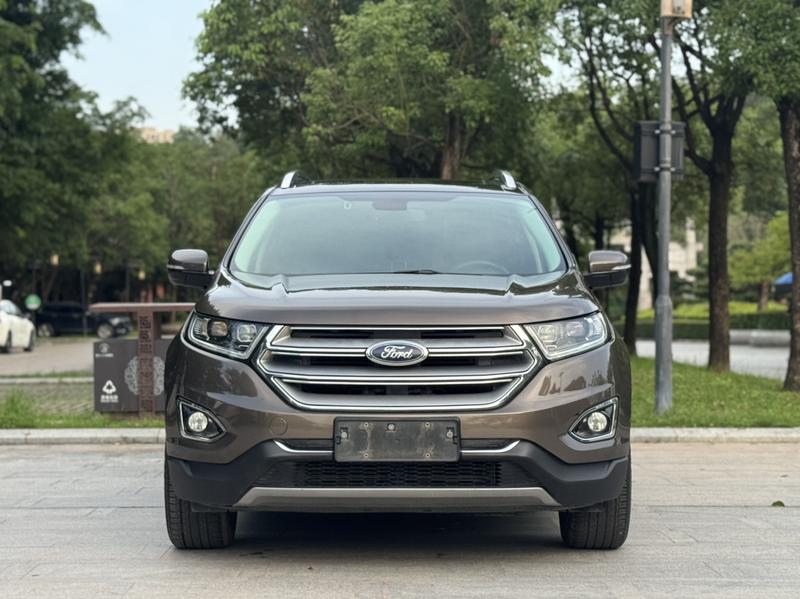 Ford Edge - фото 1