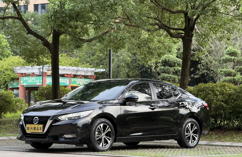Nissan Sylphy - фото 0