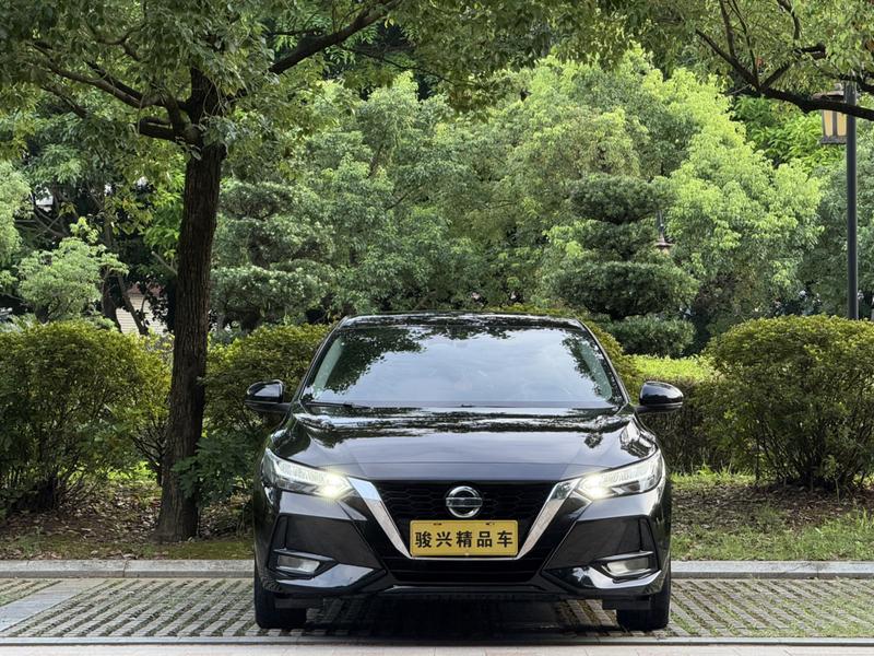 Nissan Sylphy - фото 1