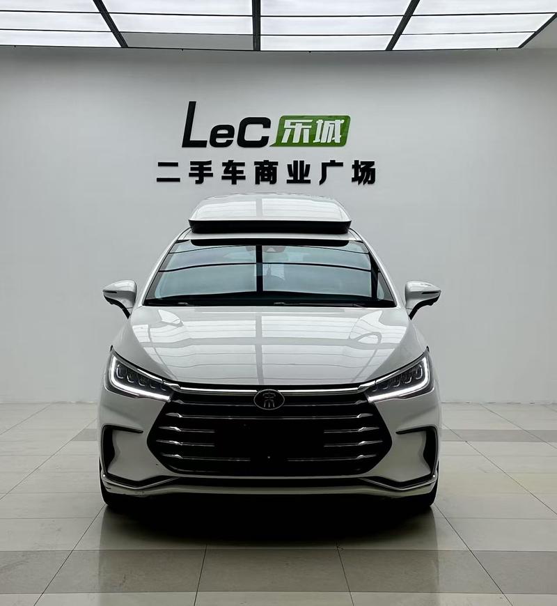 BYD MAX DM - фото 1