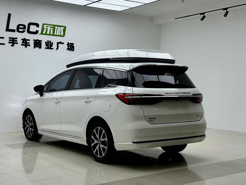 BYD MAX DM - фото 3