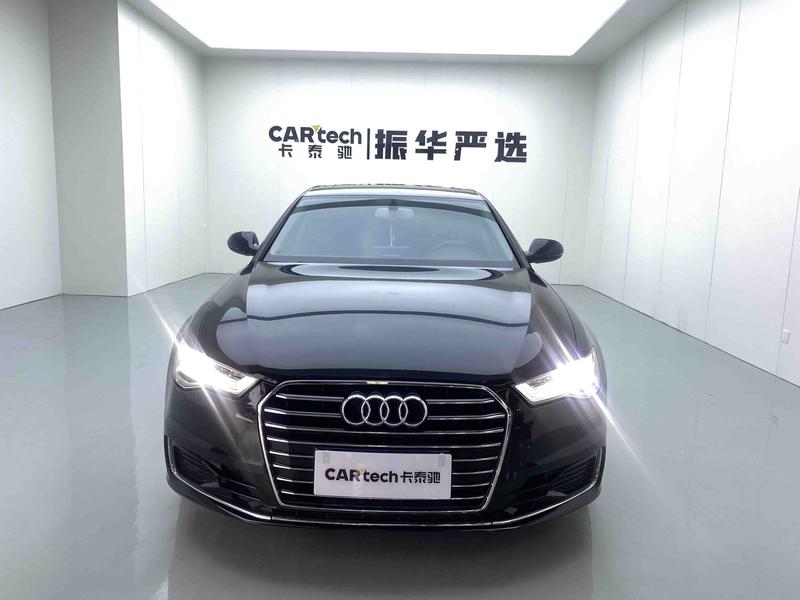 Audi A6L - фото 1