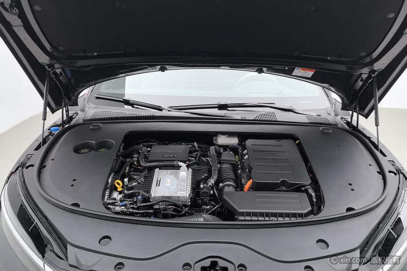 BYD Han DM-i - фото 4