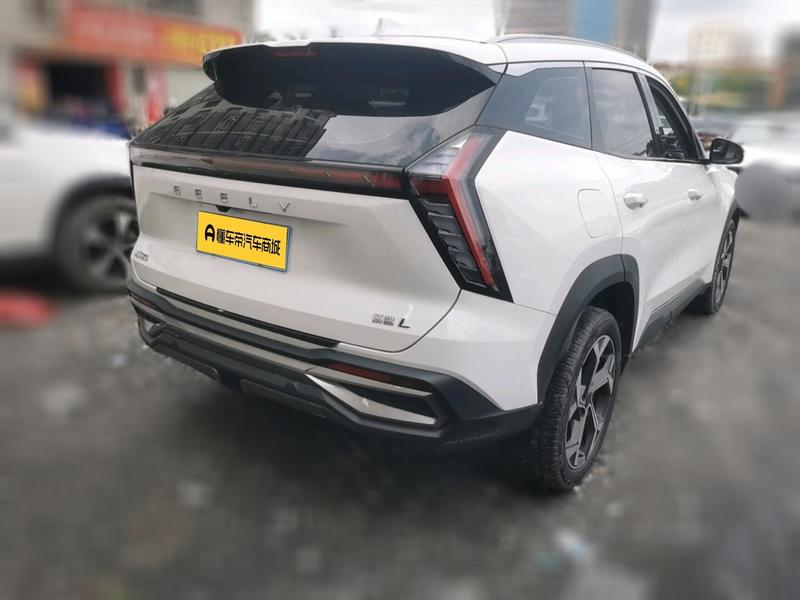 Geely Boyue L - фото 3