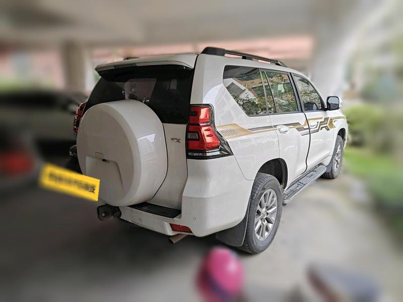 Toyota Prado - фото 3