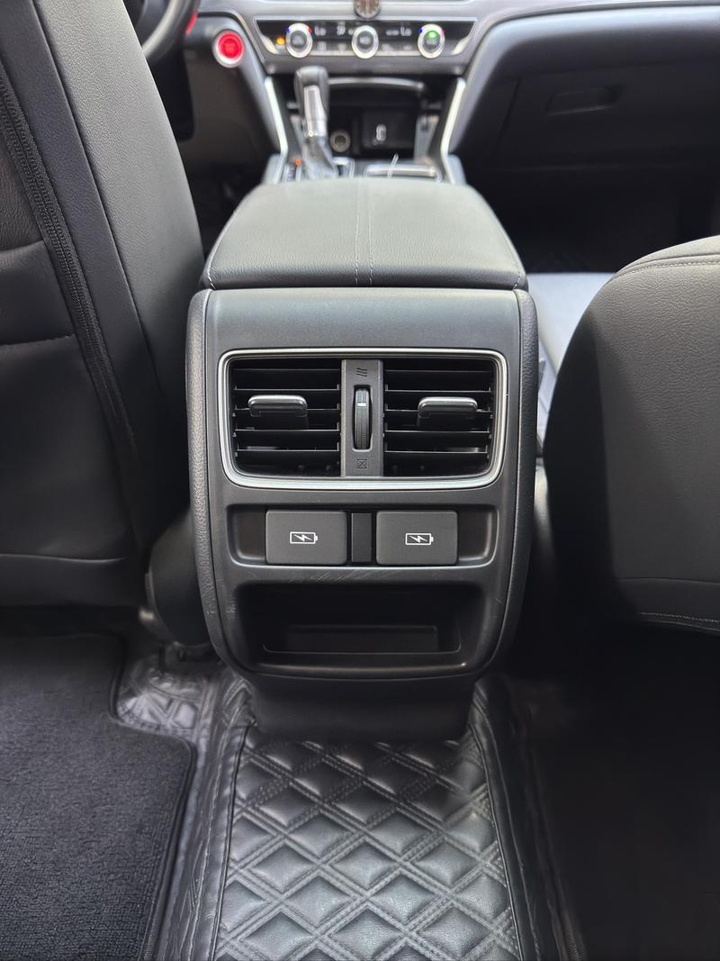 Honda Accord - фото 4