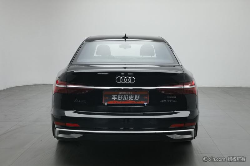 Audi A6L - фото 2