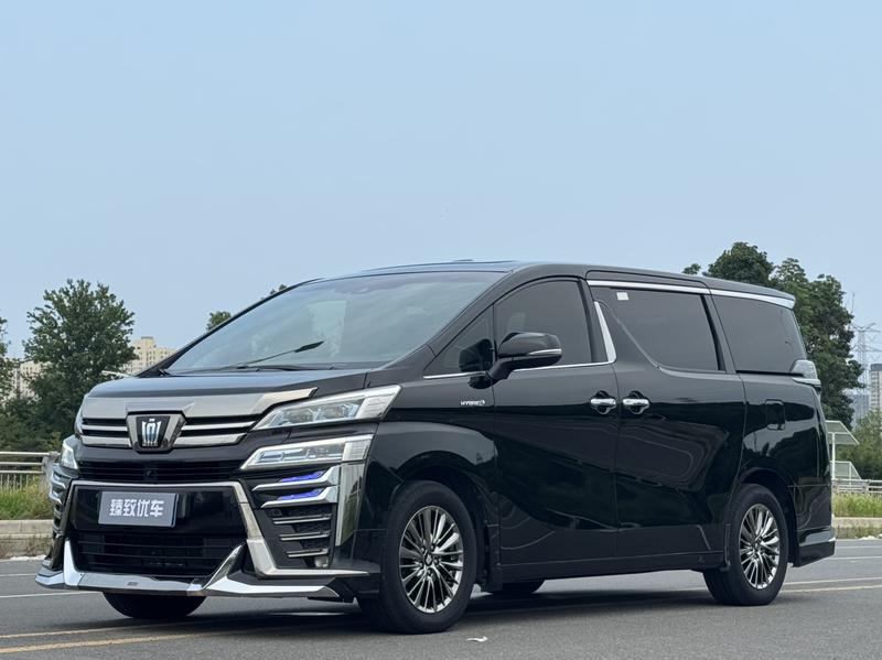Toyota Vellfire - фото 0