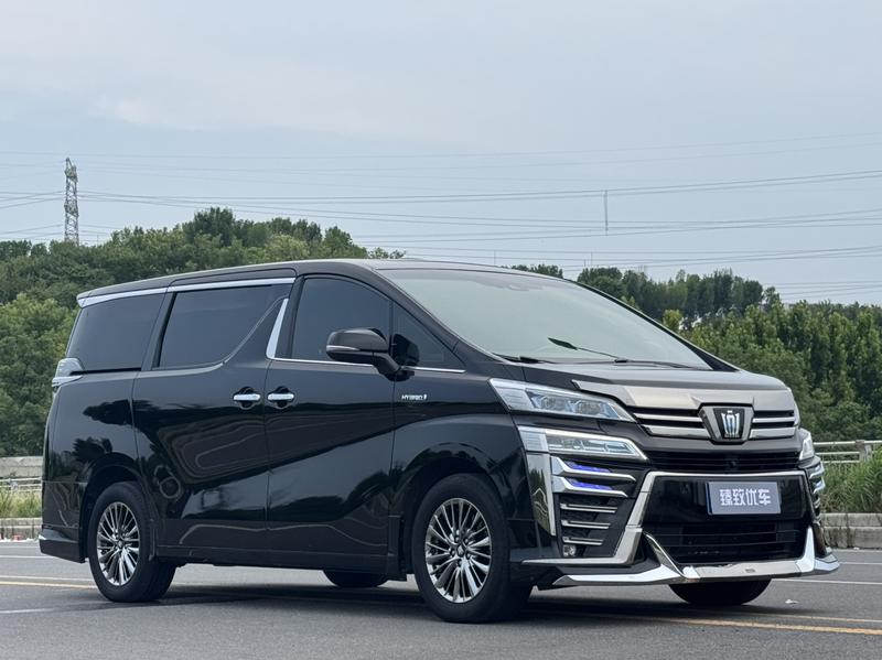 Toyota Vellfire - фото 2