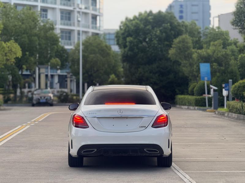 Mercedes-Benz C-Class - фото 4