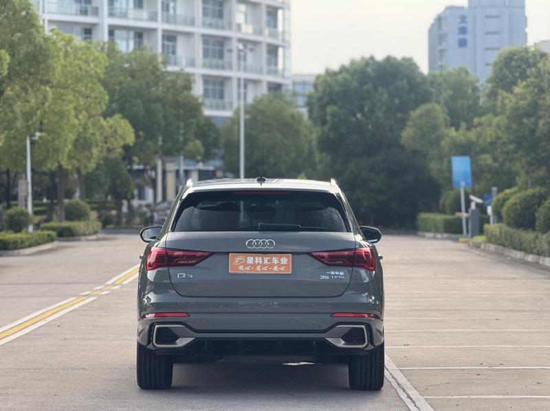 Audi Q3 - фото 4